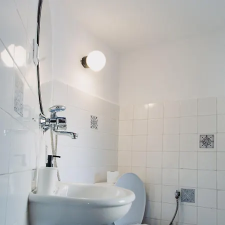 Dedo Pene Casa de hóspedes 2*